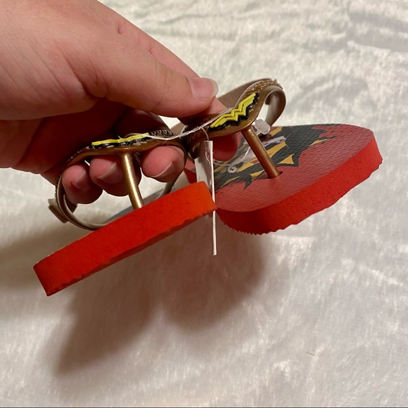 NEW Havaianas Wonder Woman Baby Heroes Flip Flops - Picture 7 of 7